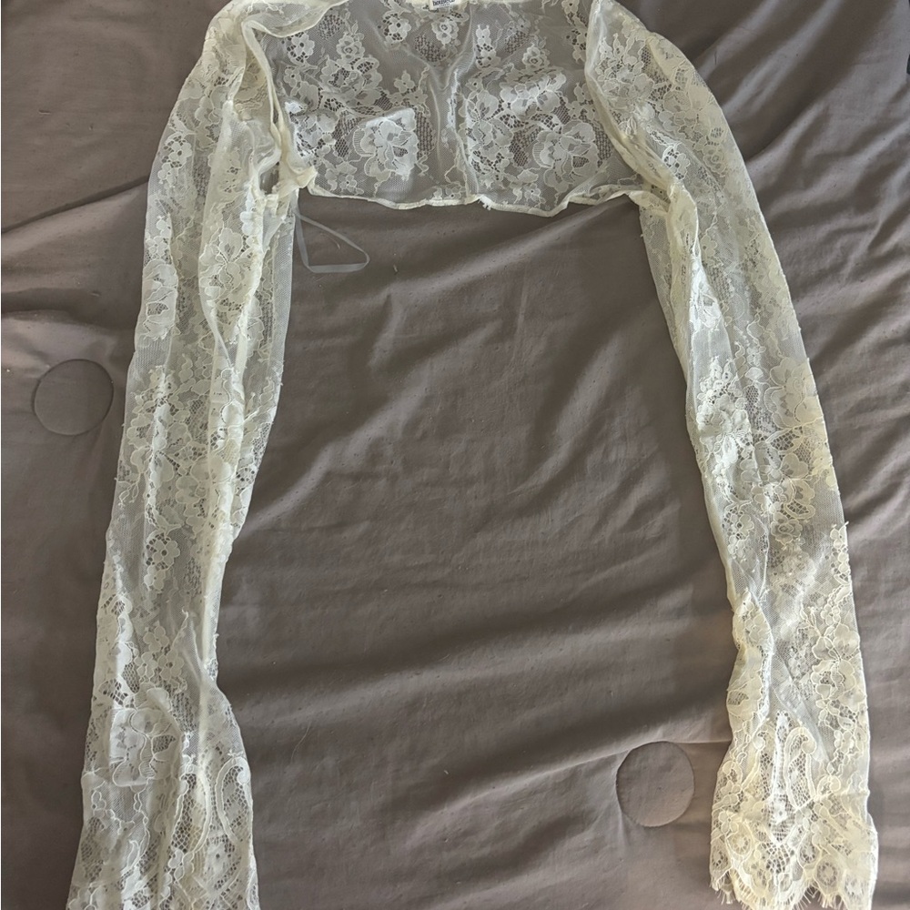 House of CB Cream Lace Maxi Dress - Picture 4 of 9